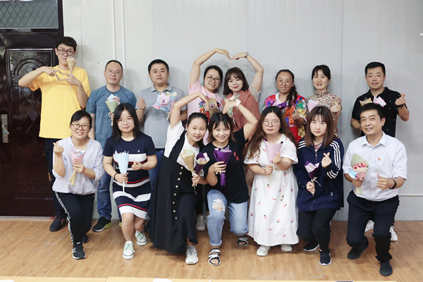 共話七夕節(jié) 牢記家國情 ——公司第一、二、三黨支部開展聯(lián)學(xué)聯(lián)建主題黨日活動